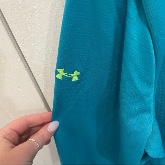 Under Armour Blue and Green 1/2 Zip Jacket - Picture 3 of 11